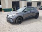 TOYOTA C-HR XLE снимка