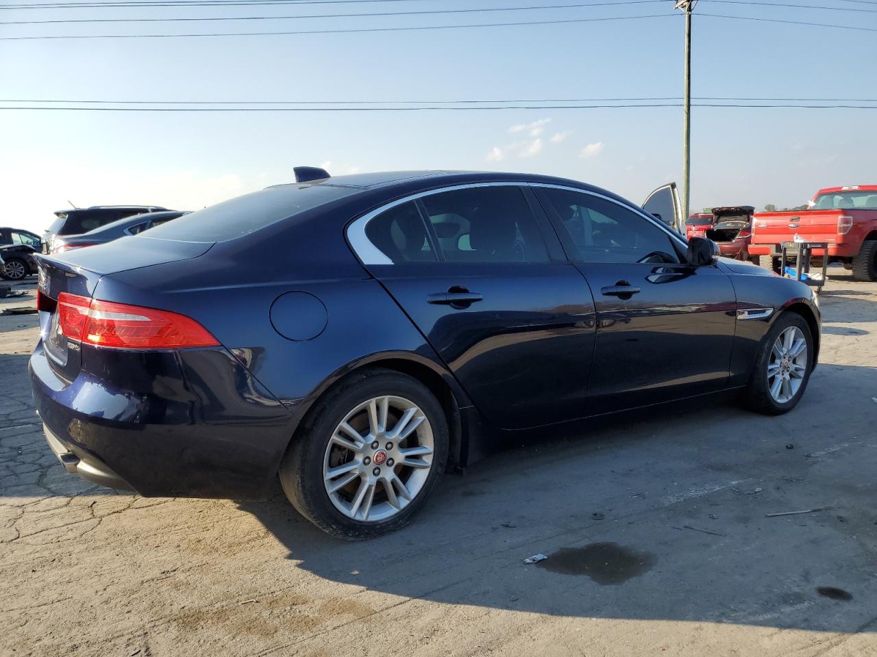 Lot #2945136709 2017 JAGUAR XE