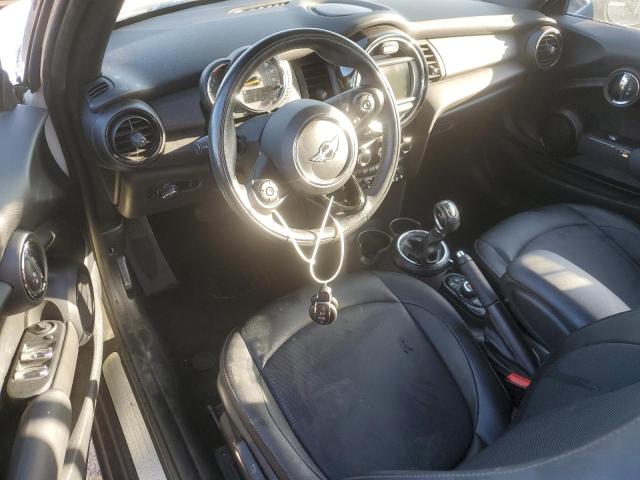 VIN WMWWG5C38H3C99627 2017 MINI COOPER no.8