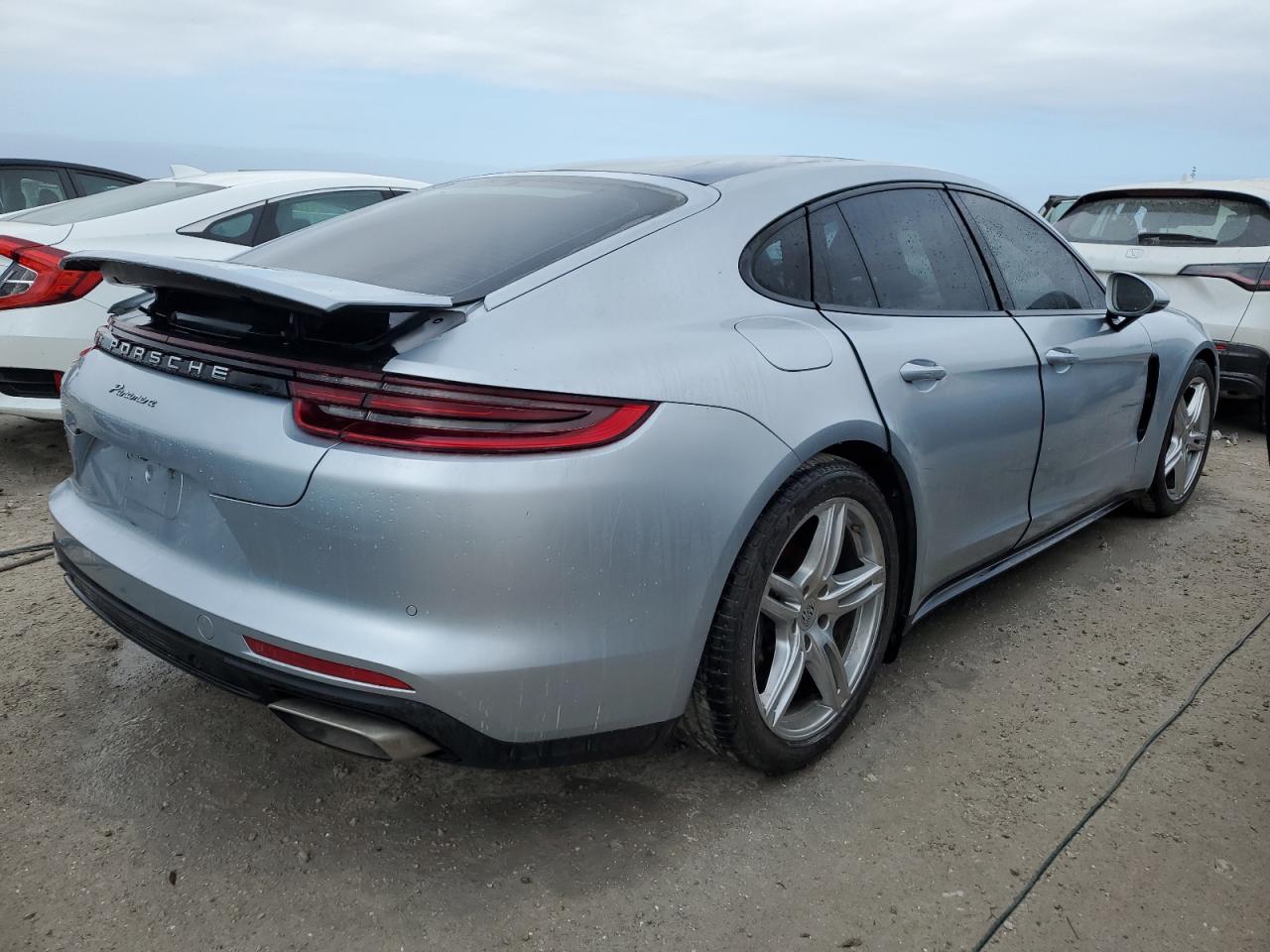 Lot #2971466421 2018 PORSCHE PANAMERA 4