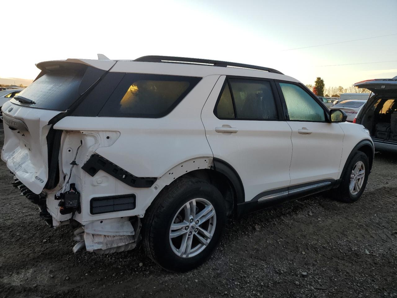 Lot #2952936763 2023 FORD EXPLORER X