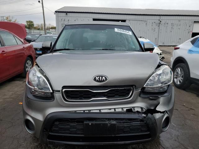 VIN KNDJT2A66D7595332 2013 KIA Soul, + no.5