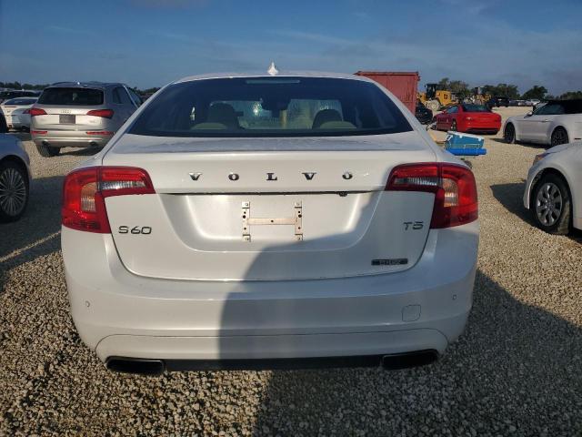 VIN YV140MFM3F1352330 2015 Volvo S60, Platinum no.6