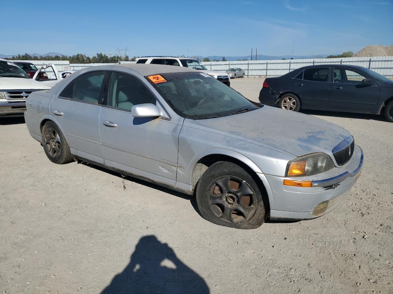 Lot #2993835663 2000 LINCOLN LS