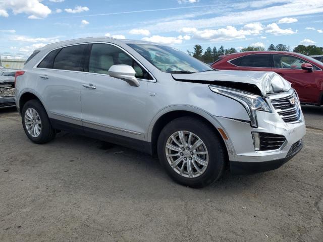 VIN 1GYKNARSXJZ225389 2018 Cadillac XT5 no.4