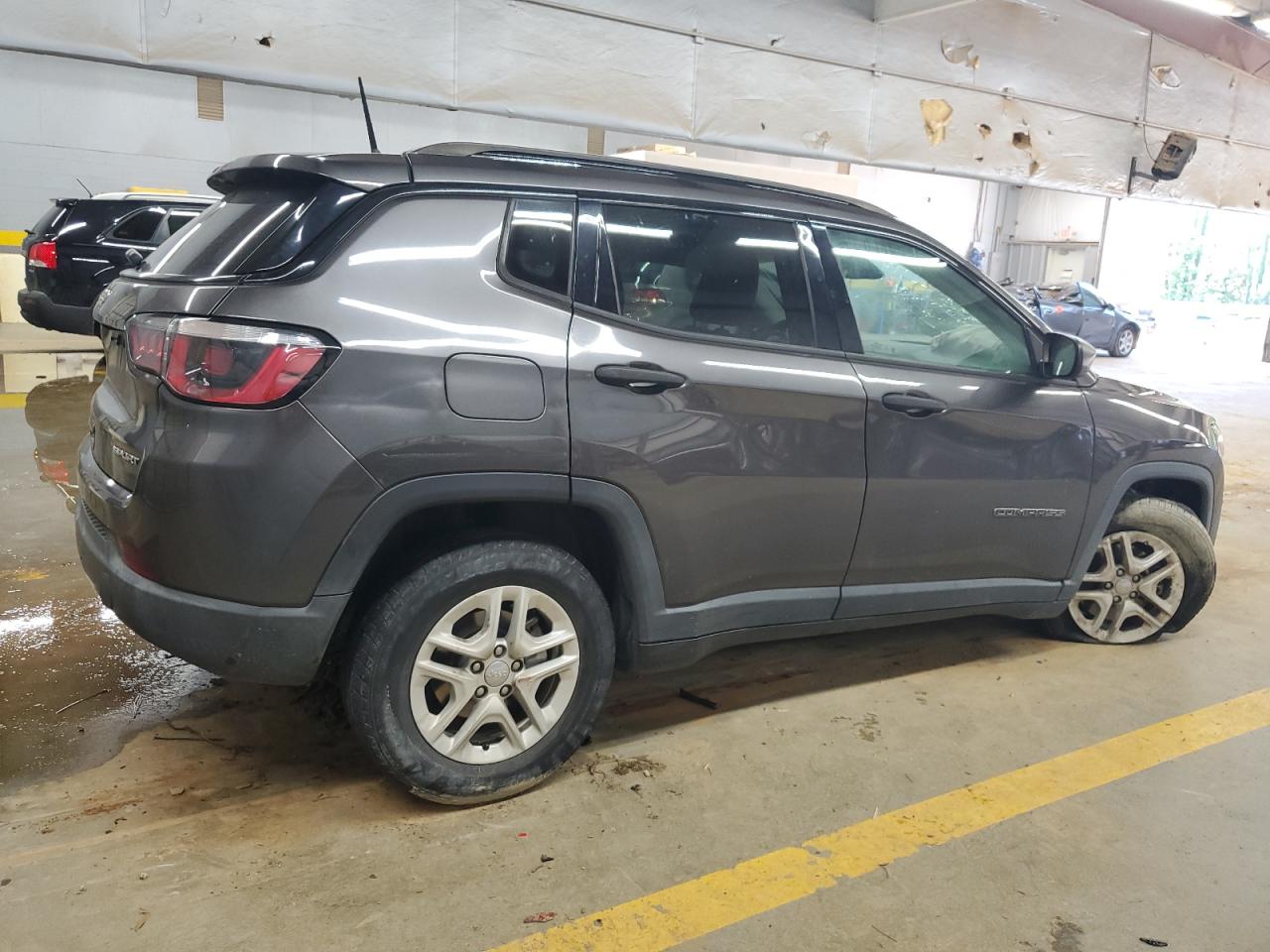 Lot #2952956752 2018 JEEP COMPASS SP