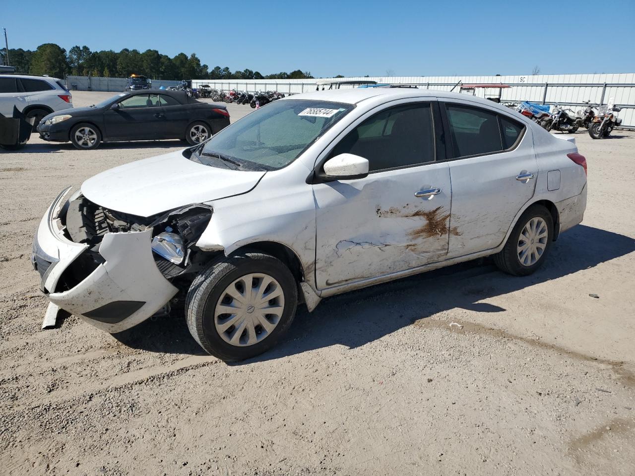 Lot #2996477387 2016 NISSAN VERSA S