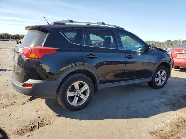 VIN 2T3RFREV2FW379425 2015 Toyota RAV4, Xle no.3