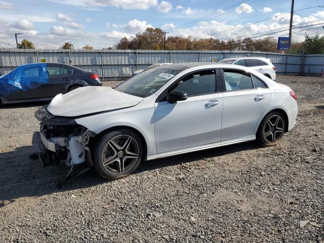 MERCEDES-BENZ A-CLASS 220 4MATIC