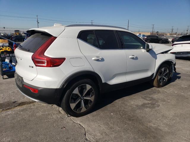 VOLVO XC40 PLUS 2024 white  gas YV4L12UE5R2323826 photo #4