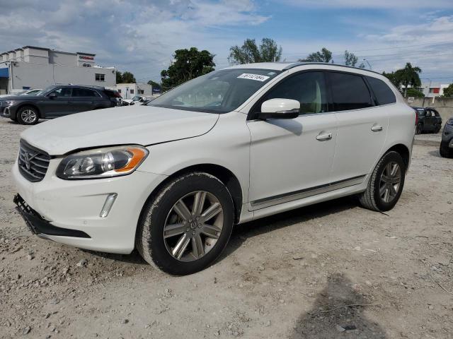 VOLVO XC60 T5 IN 2017 white 4dr spor gas YV440MDUXH2199366 photo #1