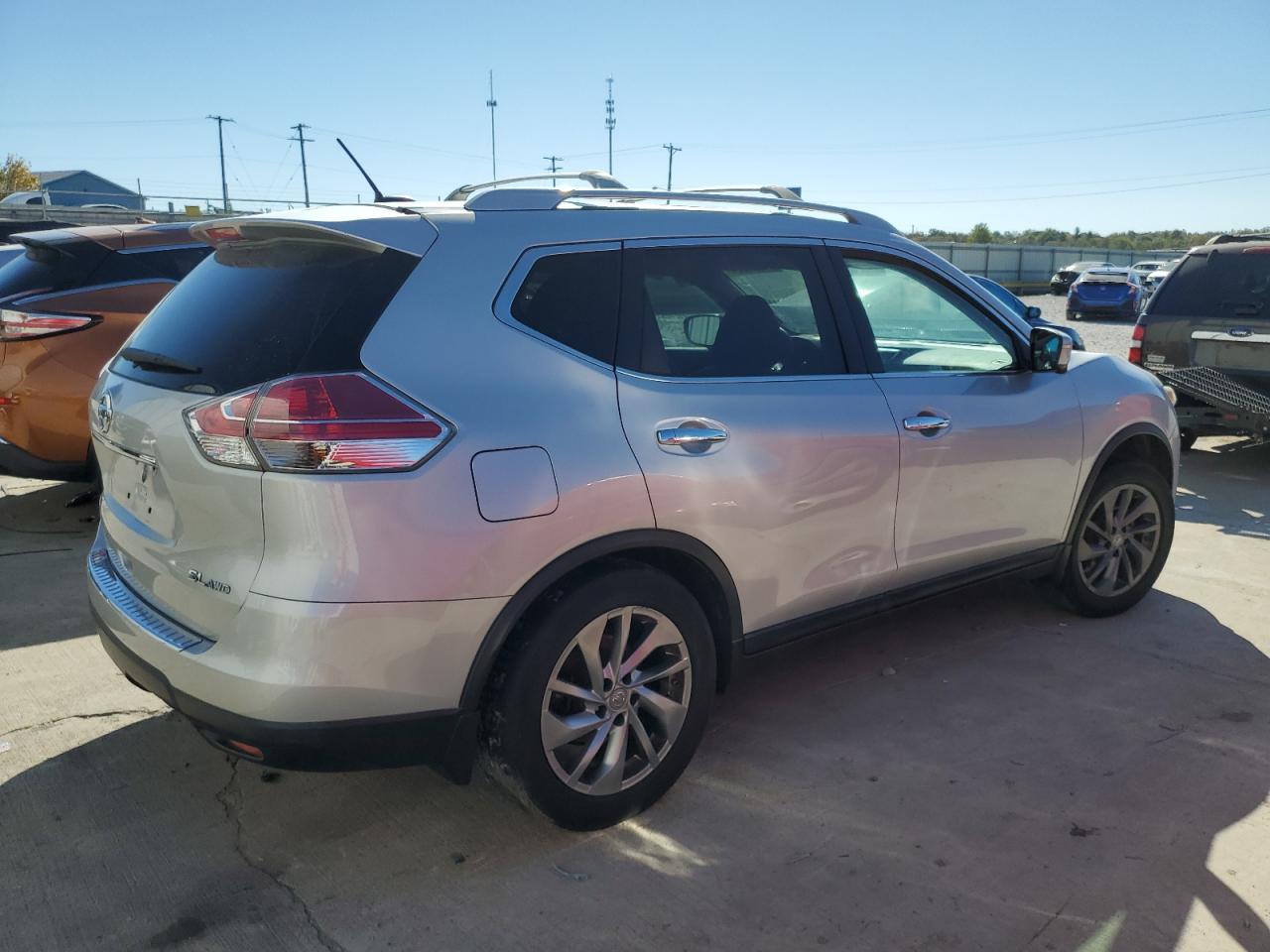 Lot #3024216848 2015 NISSAN ROGUE S