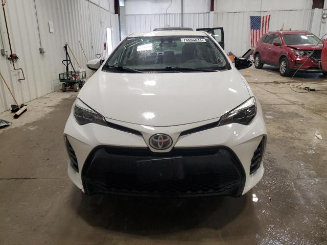 VIN 2T1BURHE5HC888621 2017 Toyota Corolla, L no.5