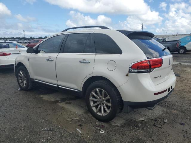 VIN 2LMDJ6JK7DBL26870 2013 Lincoln MKX no.2