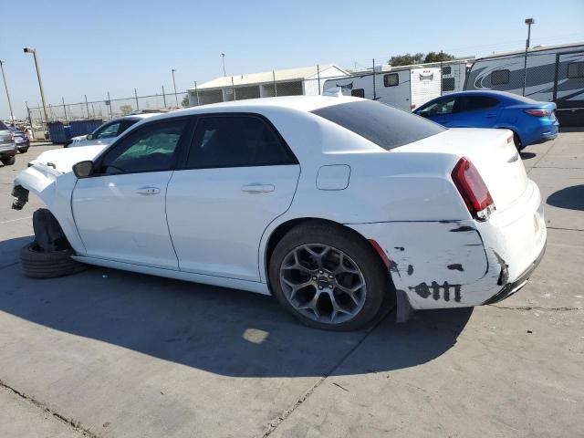 VIN 2C3CCAAG3JH340914 2018 Chrysler 300, Touring no.2