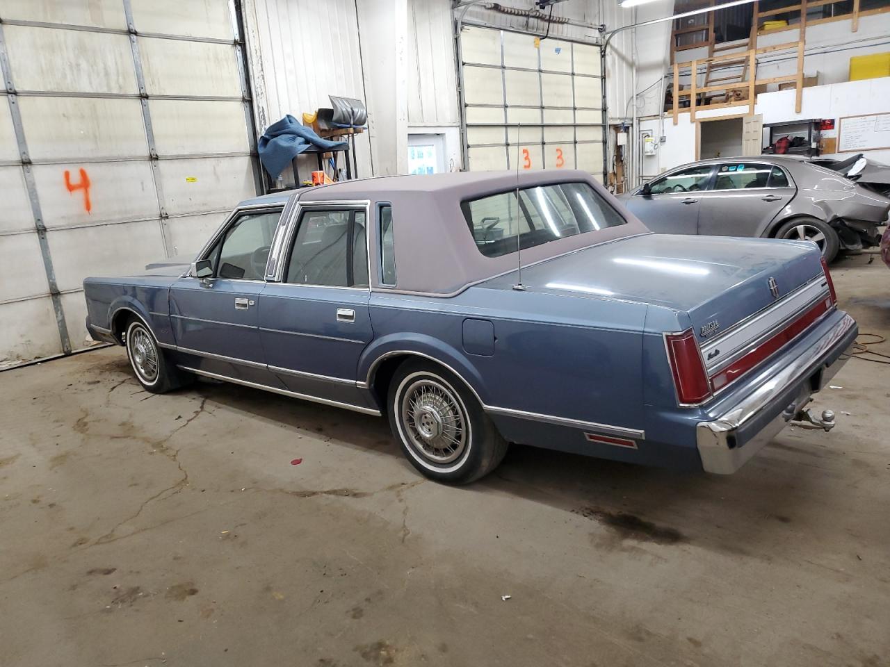 Lot #2912063781 1988 LINCOLN TOWN CAR