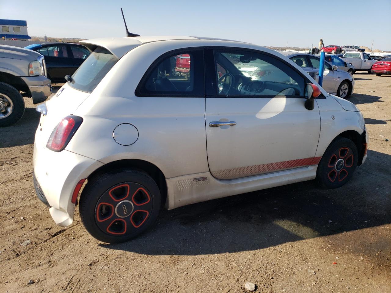 Lot #2935743836 2016 FIAT 500 ELECTR