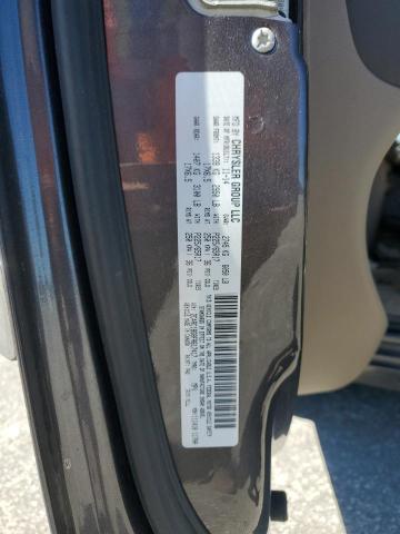 2015 CHRYSLER TOWN & COU - 2C4RC1BG8FR617417