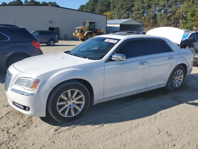 Global Auto Auctions: 2011 CHRYSLER 300 LIMITE