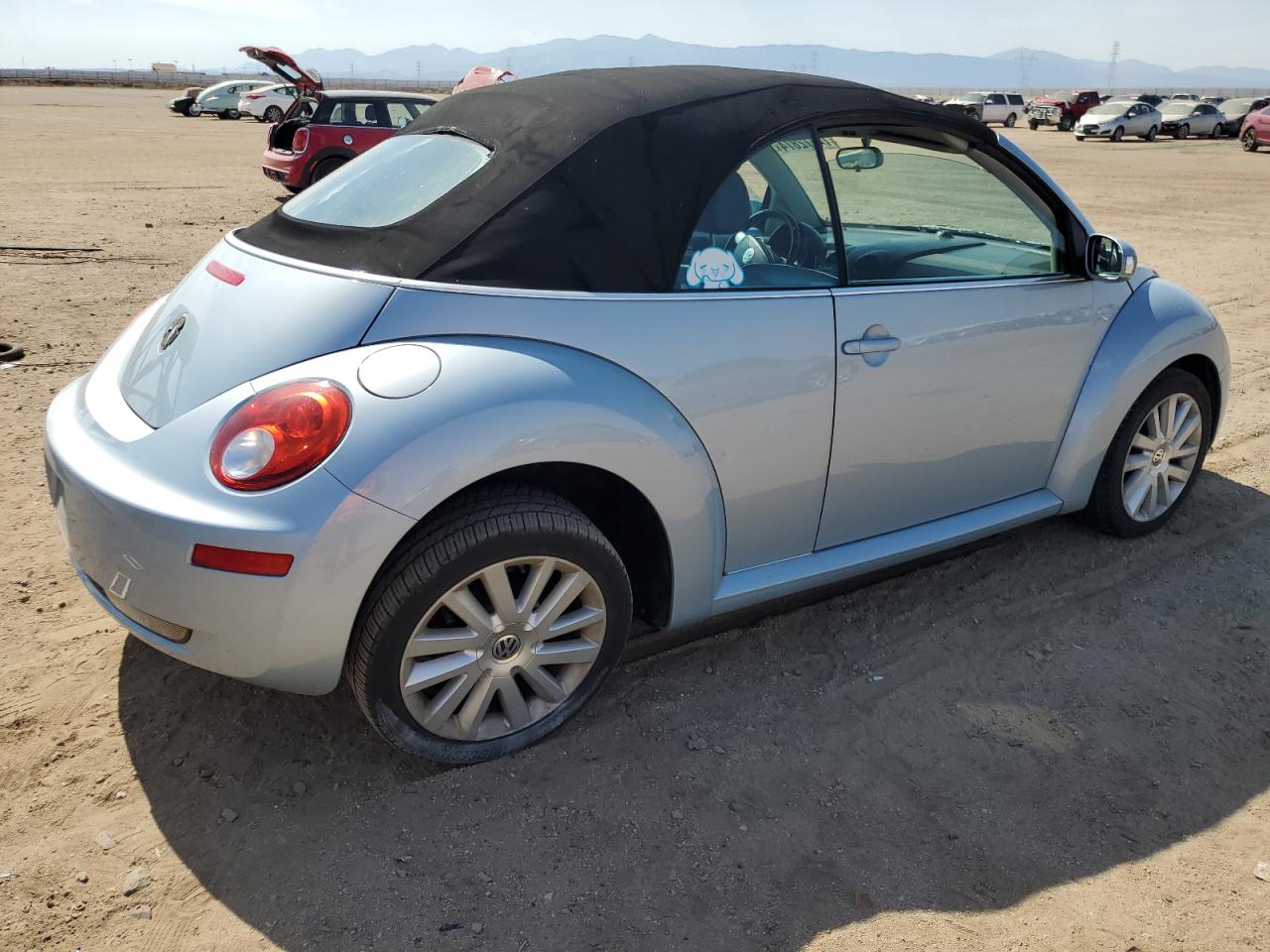 Lot #2907658636 2009 VOLKSWAGEN NEW BEETLE