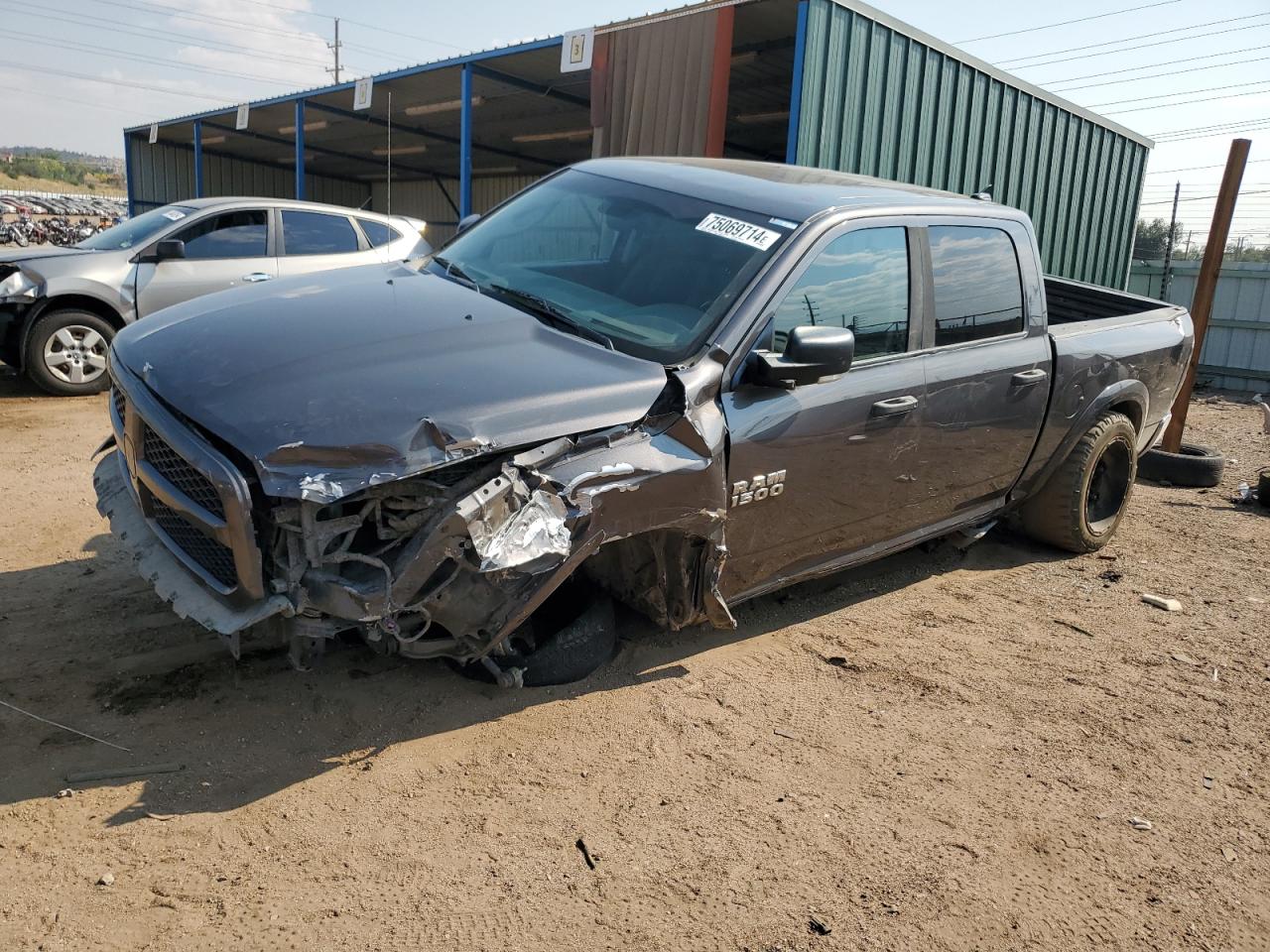 RAM 1500 SLT
