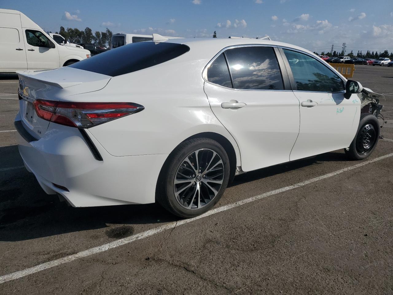 Lot #2959753923 2020 TOYOTA CAMRY SE