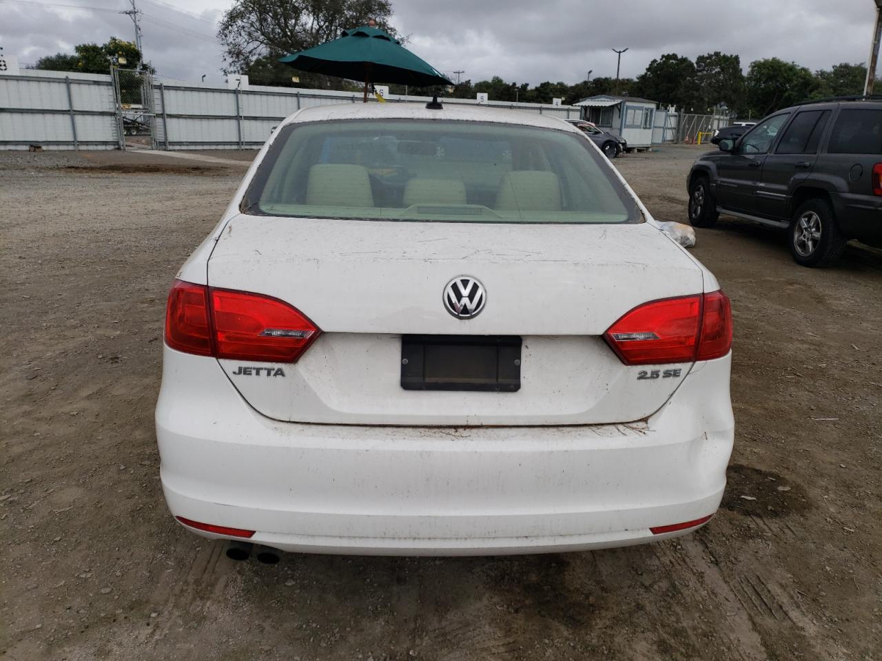 Lot #3024620592 2011 VOLKSWAGEN JETTA