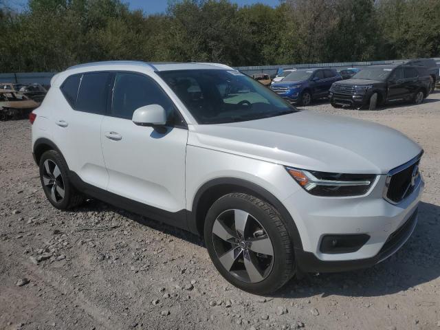 2021 VOLVO XC40 T5 MO - YV4162UKXM2457917