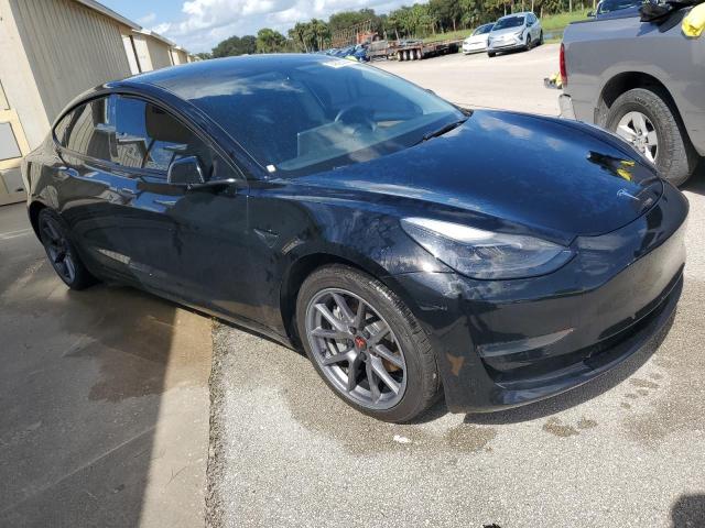 VIN 5YJ3E1EA7NF186733 2022 Tesla MODEL 3 no.4