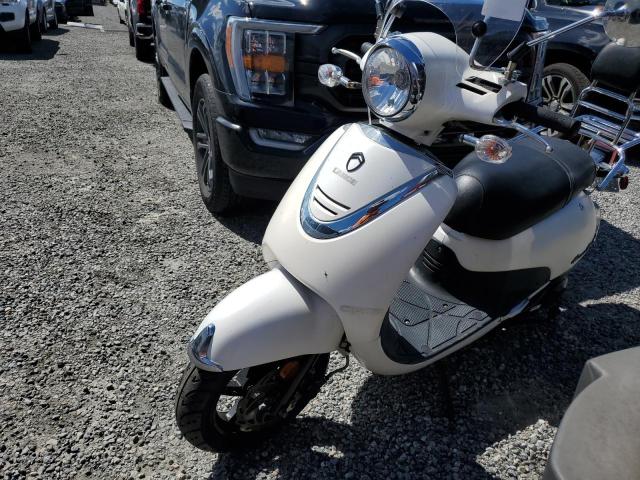 OTHER MOTORCYCLE LANCE SOHO 2017 white   RFGBS1LE8HXXA0196 photo #4