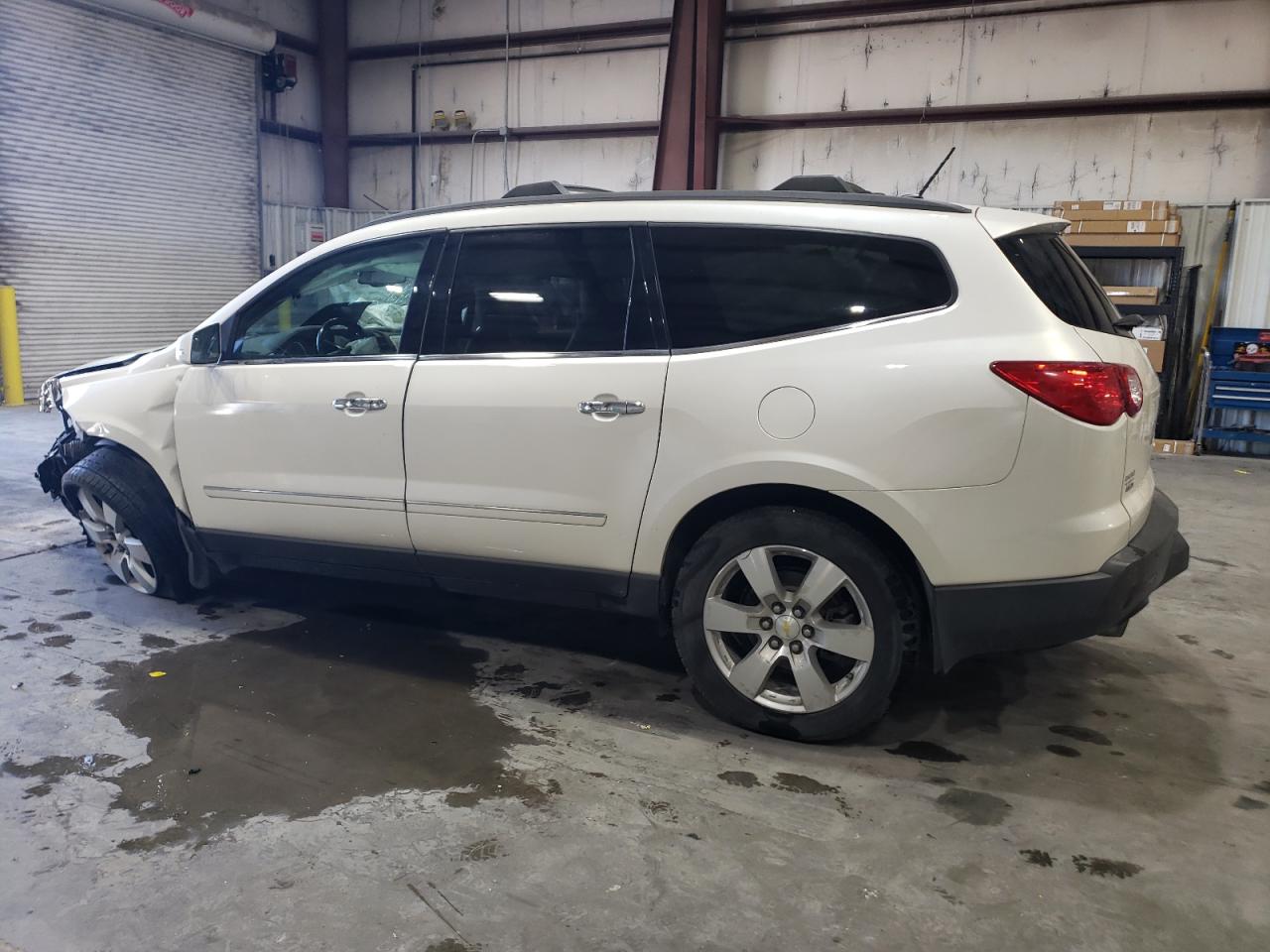 Lot #2955311515 2012 CHEVROLET TRAVERSE L