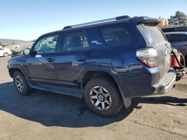 2018 TOYOTA 4RUNNER SR - JTEBU5JR4J5544055