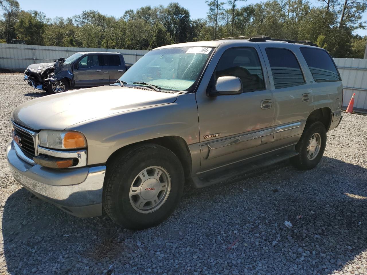  Salvage GMC Yukon