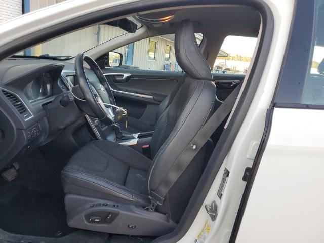 2016 VOLVO XC60 T5 - YV440MDJ8G2921244