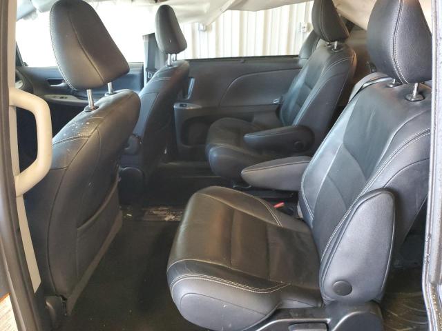 2017 TOYOTA SIENNA SE 5TDXZ3DC2HS811852