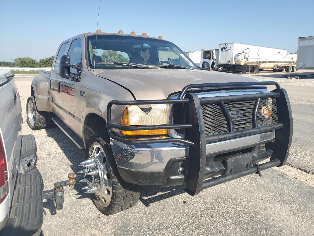 Lot #2979451754 1999 FORD F550 SUPER