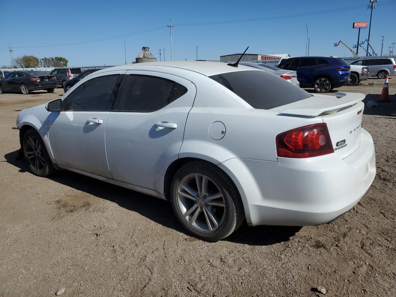 Lot #3025805309 2014 DODGE AVENGER SX