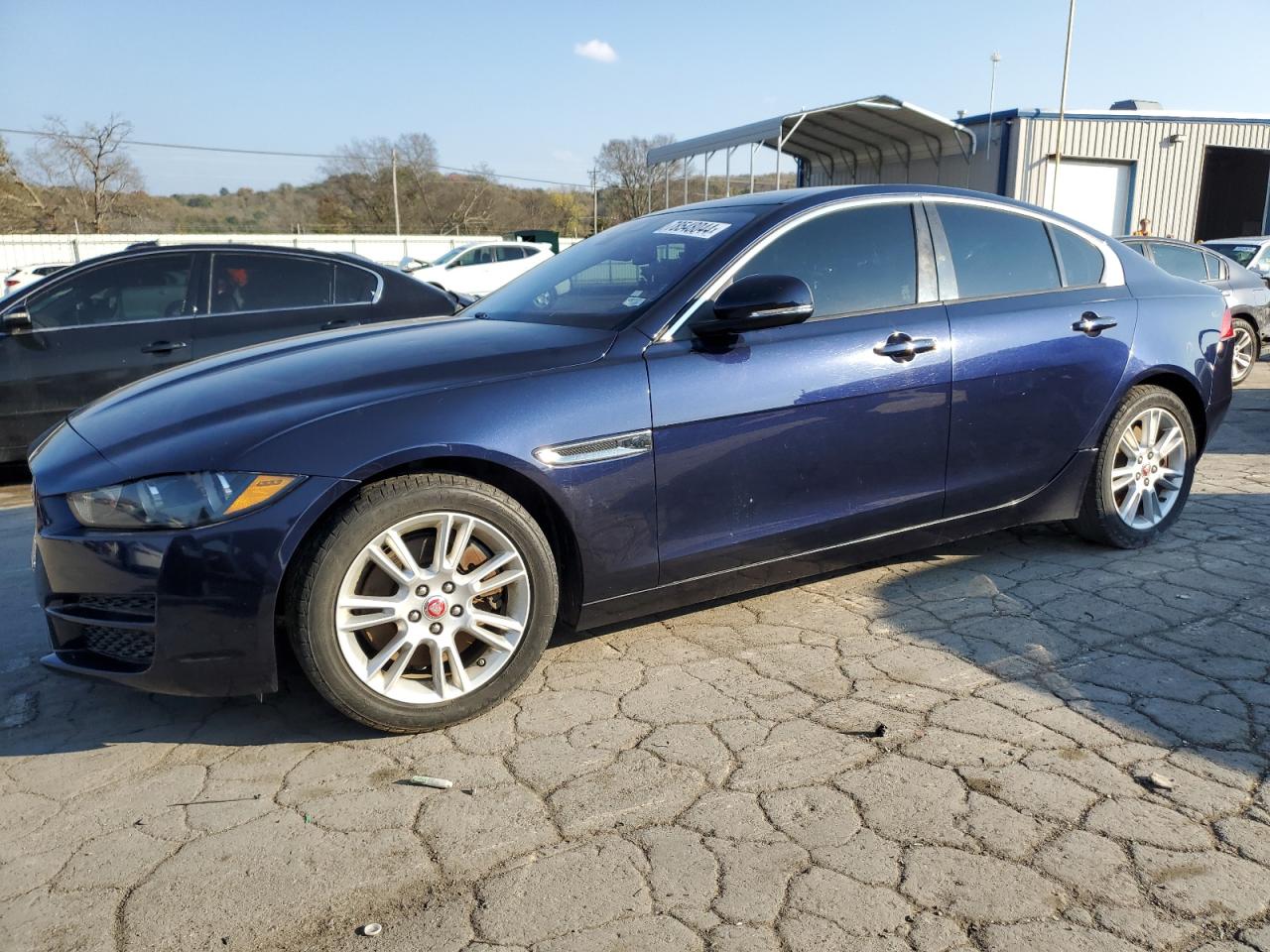 Lot #2945136709 2017 JAGUAR XE