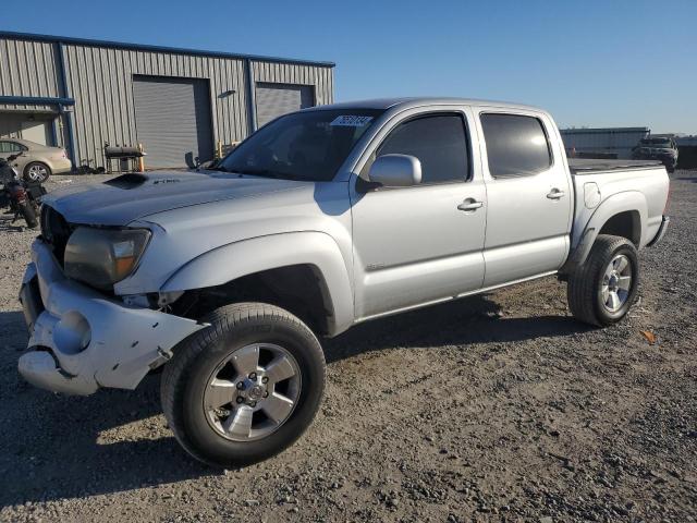 TOYOTA TACOMA DOU