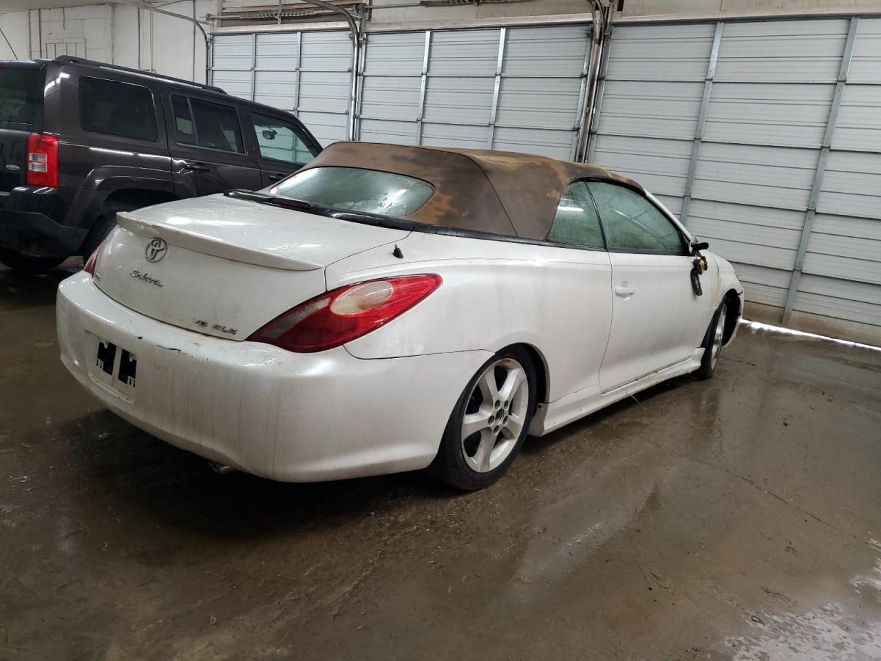 Lot #2943196396 2006 TOYOTA CAMRY SOLA