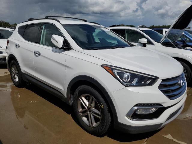 VIN 5XYZU3LB7JG555064 2018 Hyundai Santa Fe no.4