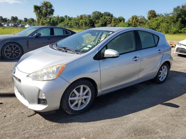 VIN JTDKDTB3XE1069320 2014 Toyota Prius no.1