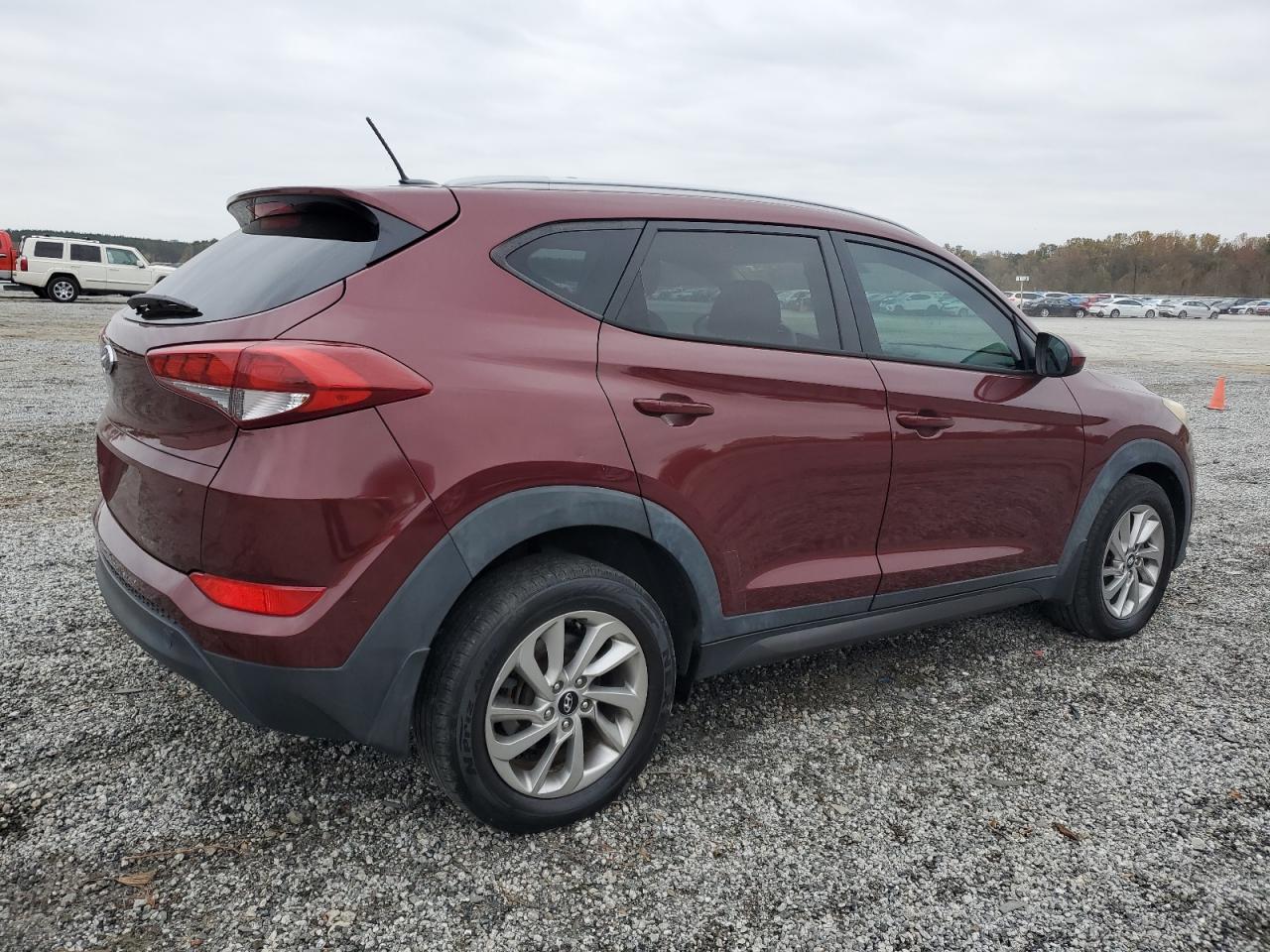 Lot #2974223346 2016 HYUNDAI TUCSON LIM