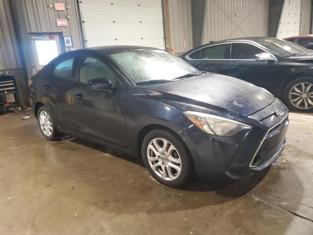 VIN 3MYDLBZV3GY133873 2016 Toyota Scion no.4