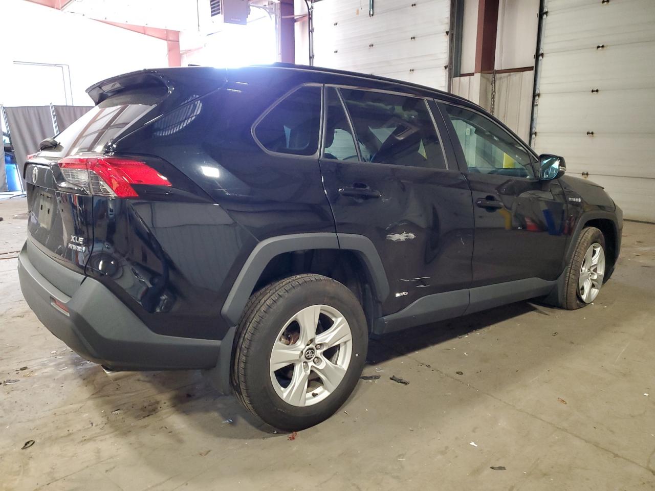 Lot #2991612048 2020 TOYOTA RAV4 XLE