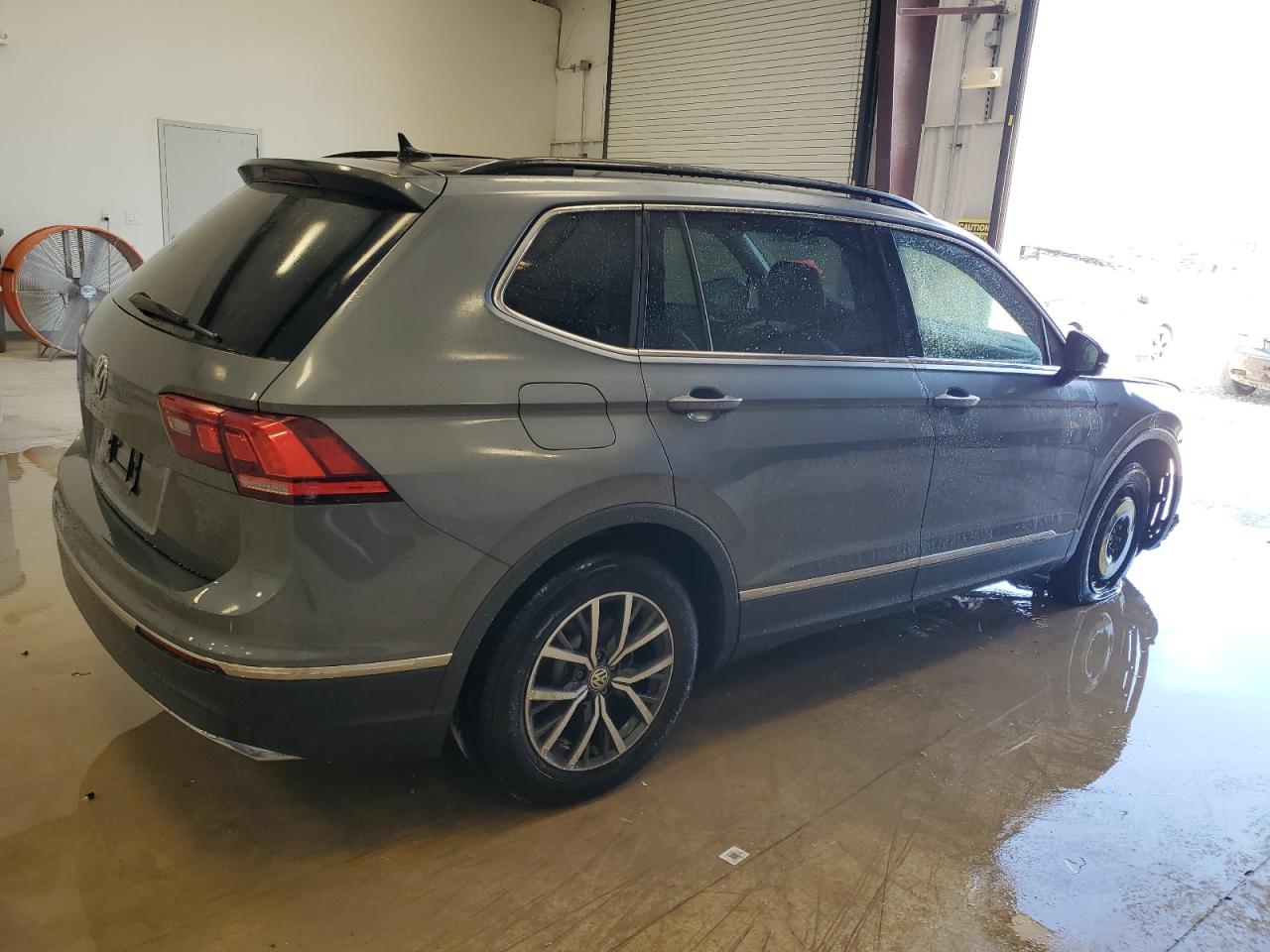 Lot #2990851305 2020 VOLKSWAGEN TIGUAN SE