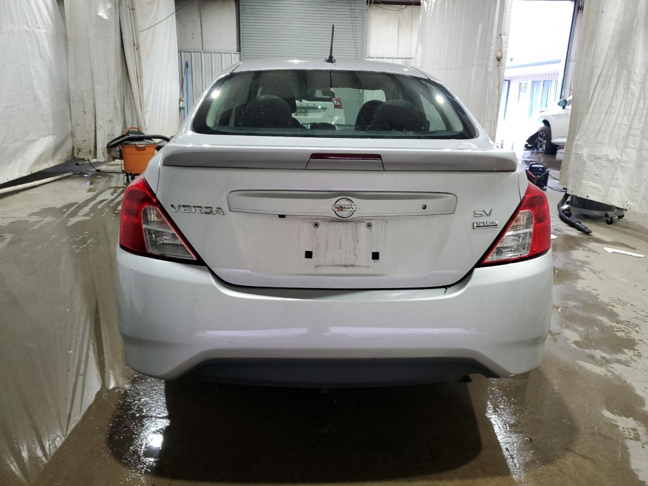 Lot #3027006938 2018 NISSAN VERSA S