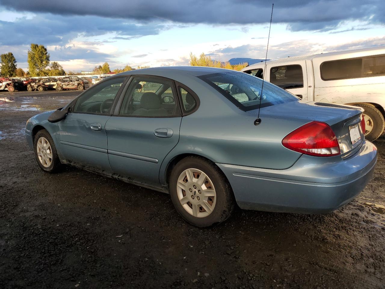 Lot #2970176280 2005 FORD TAURUS SE