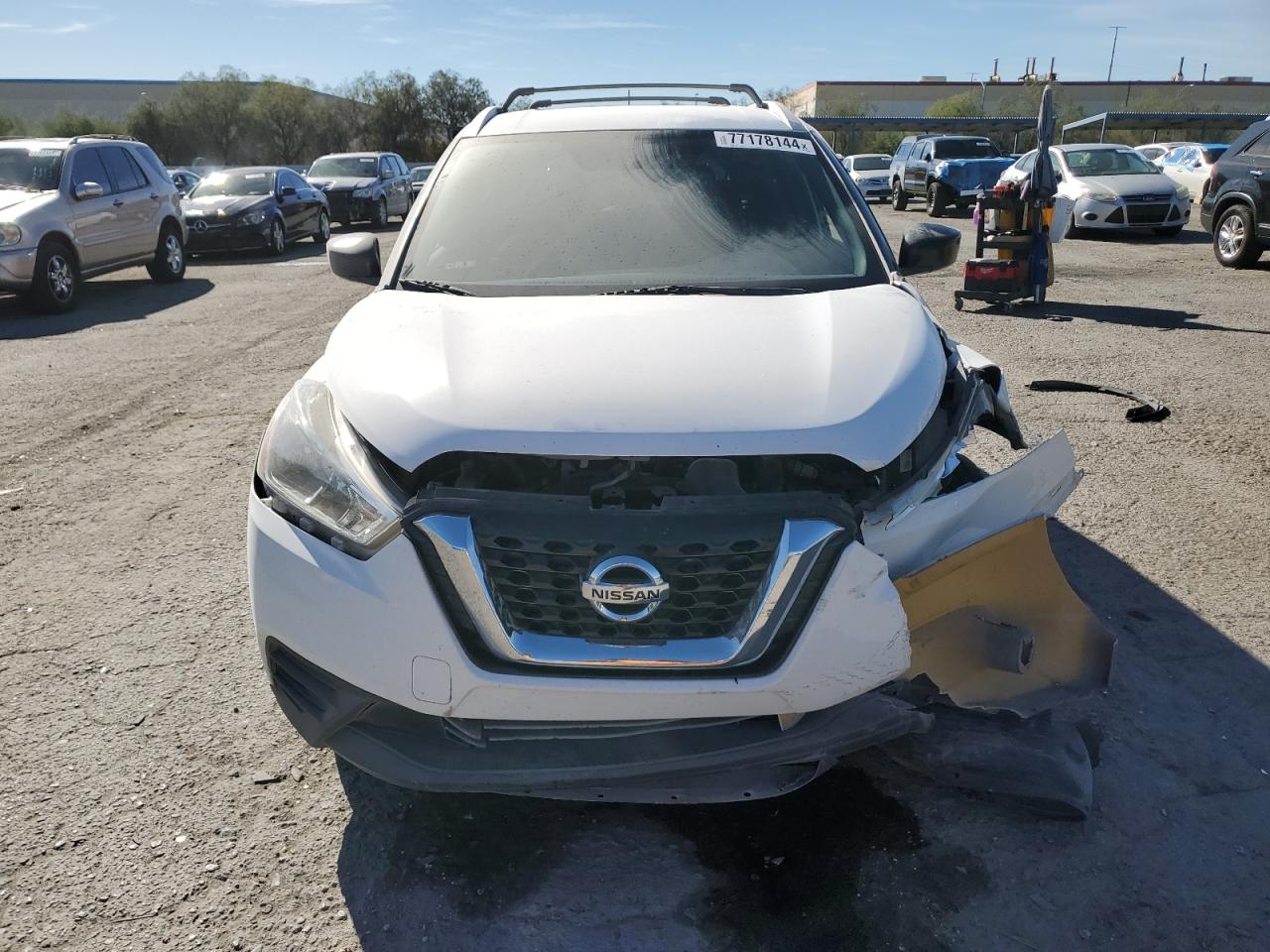 Lot #2972739629 2018 NISSAN KICKS S