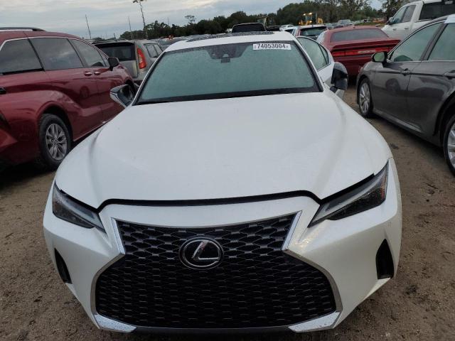 VIN JTHD81F2XN5049918 2022 Lexus IS, 300 no.5